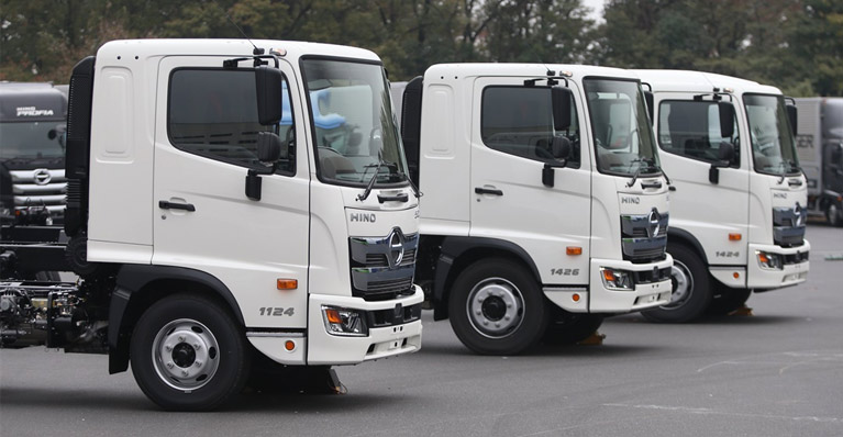 Hino-Truck-Hero