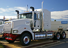 280px-Mack_Superliner.jpg